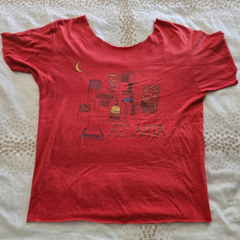 Atlanta Cut Out T-Shirt Size XL